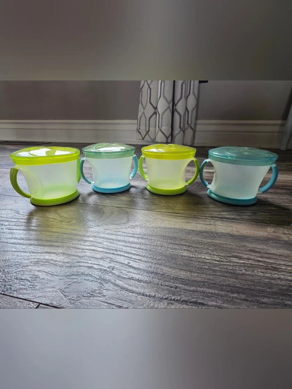 Munchkin Green and Teal Snack Cups with Handles and Lids